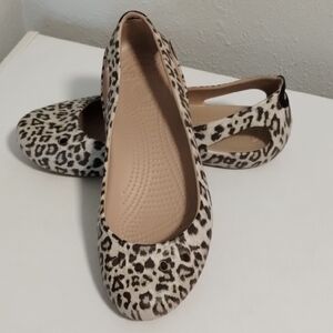 CROCS Women's Animal Print Flats